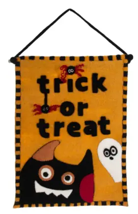 TRICK TREAT WALL BANNER